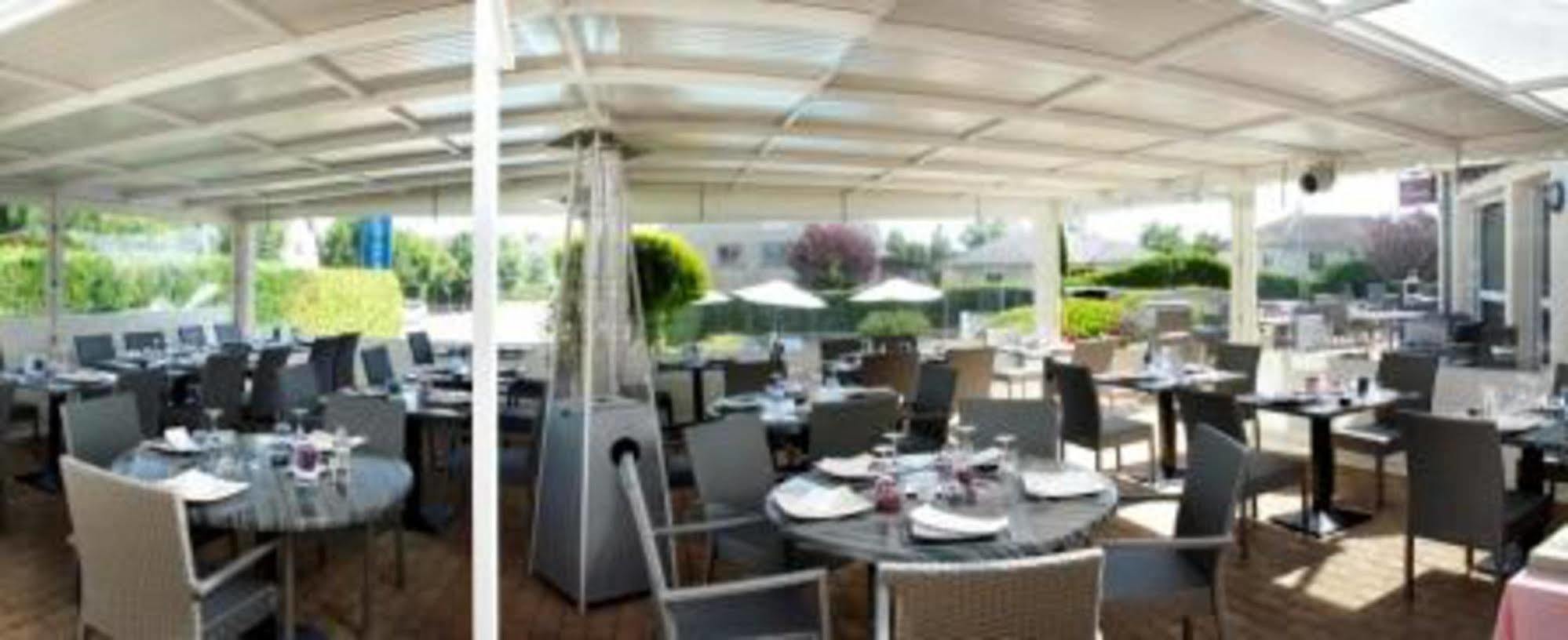 Hotel Les Peyrieres Olemps ภายนอก รูปภาพ