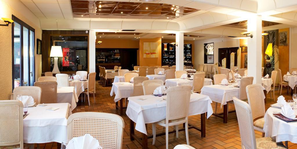 Hotel Les Peyrieres Olemps ภายนอก รูปภาพ